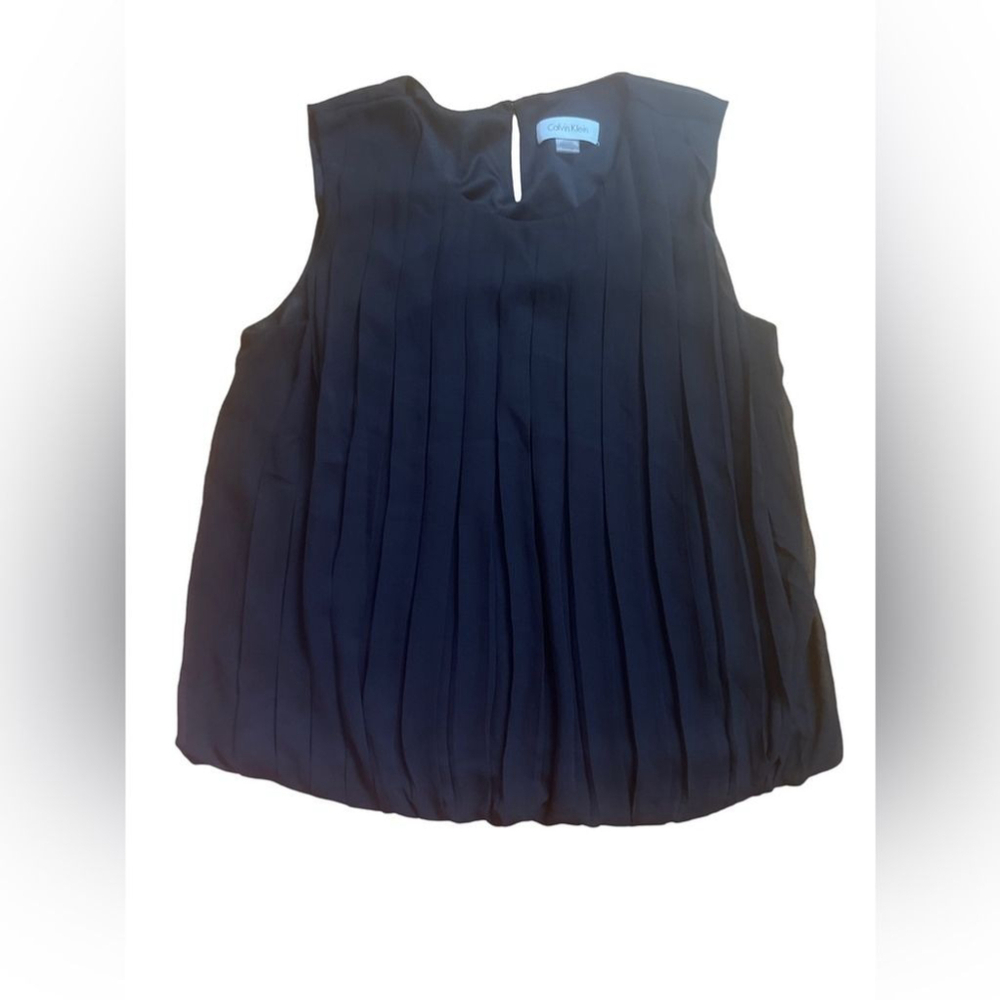 Calvin Klein sleeveless top - Size M